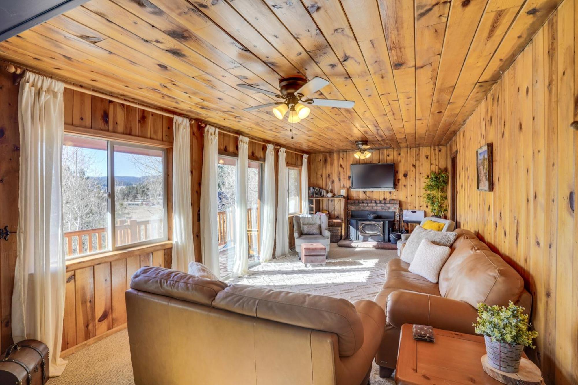 Pet-Friendly Duck Creek Village Retreat With Deck! エクステリア 写真